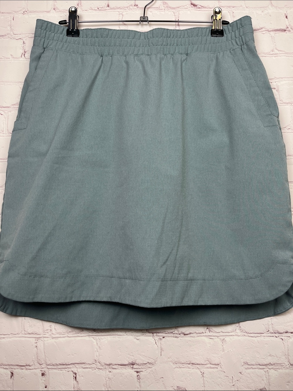 Duluth Trading Co Light Teal Stretch Skort - Picture 5 of 11
